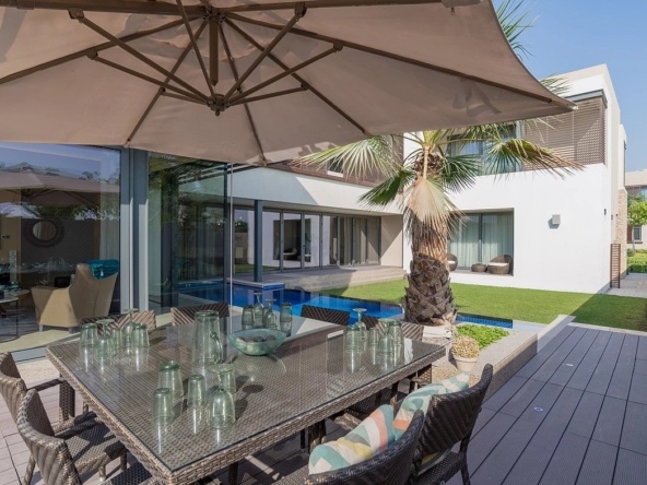 luxury villa for sale in Dubai