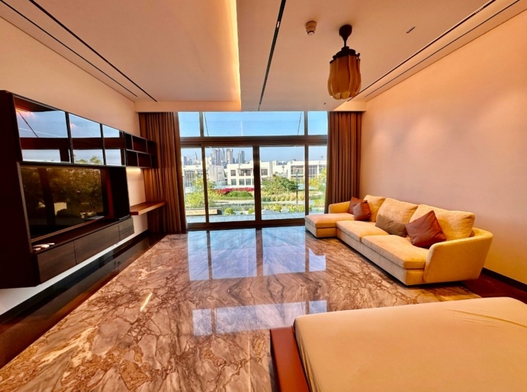 Luxury 6 Bedroom Mansion for Sale in D1 Dubai